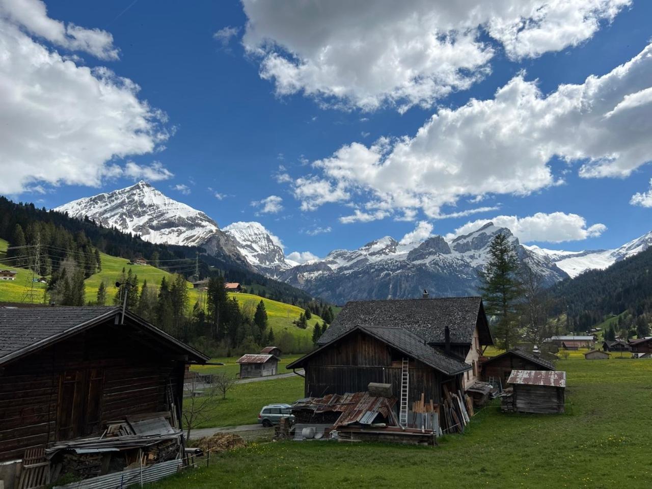 Beautiful Apartment With Stunning View Gsteig Exterior photo